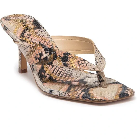 Vince Camuto Snake Skin Pattern Saresta Thong Sandal New In Box - Picture 14 of 14